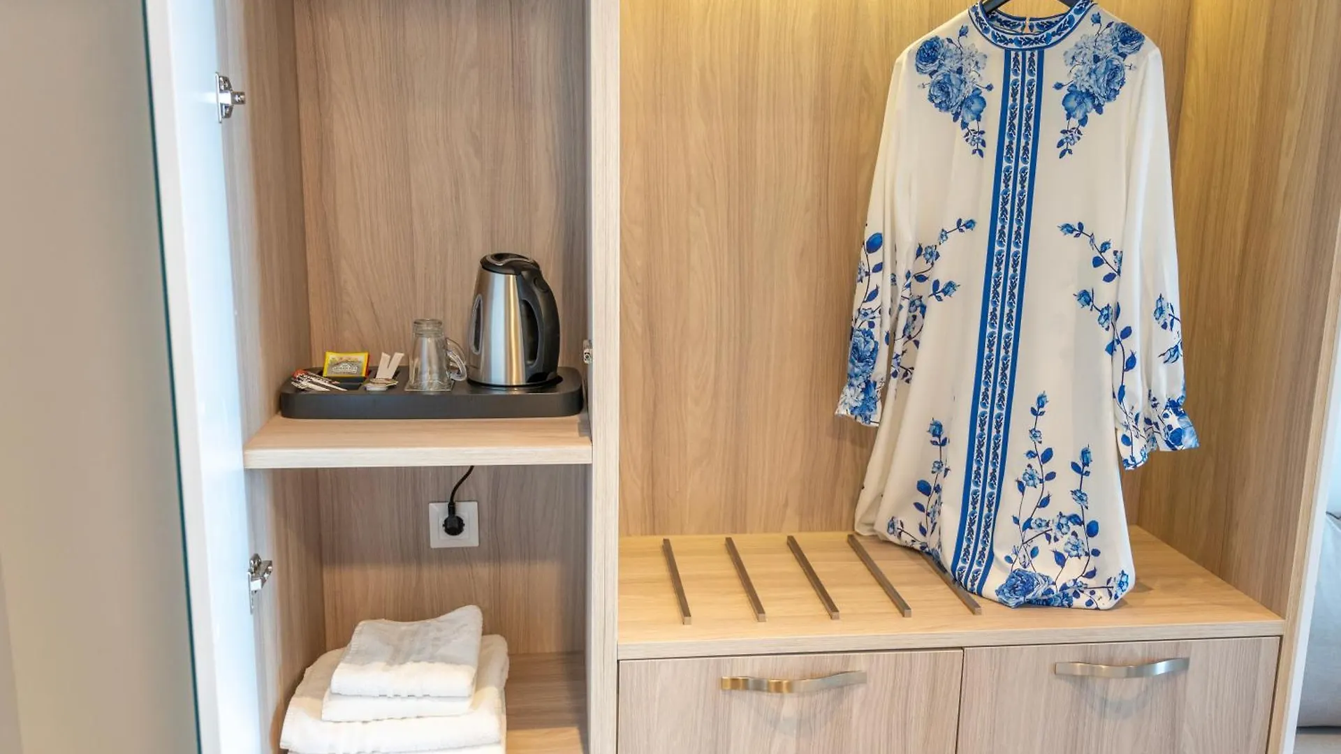 Hotel Kriopigi 4*,  Greece